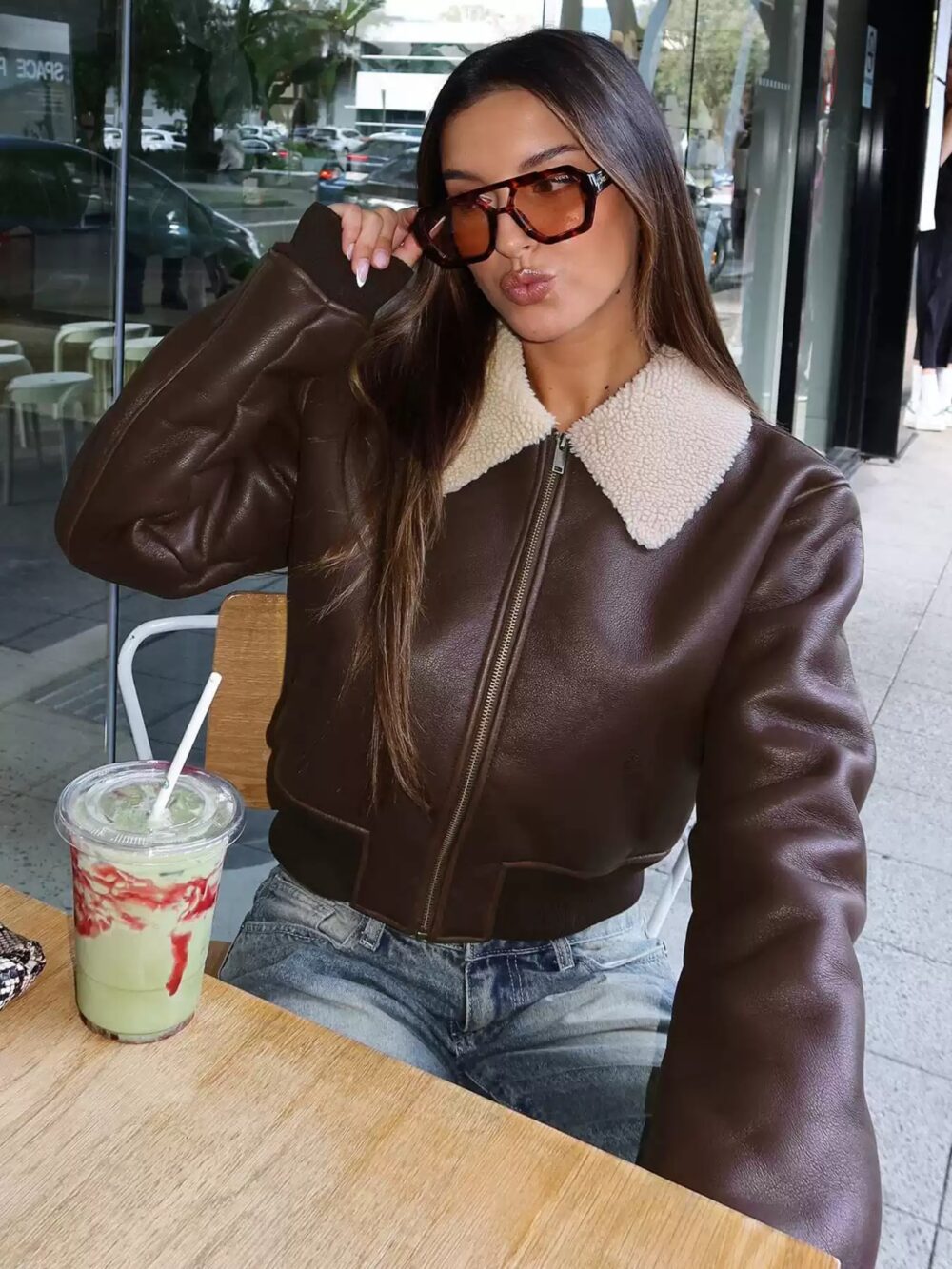 Fur-Trimmed Collared Brown Leather Jacket - Image 2