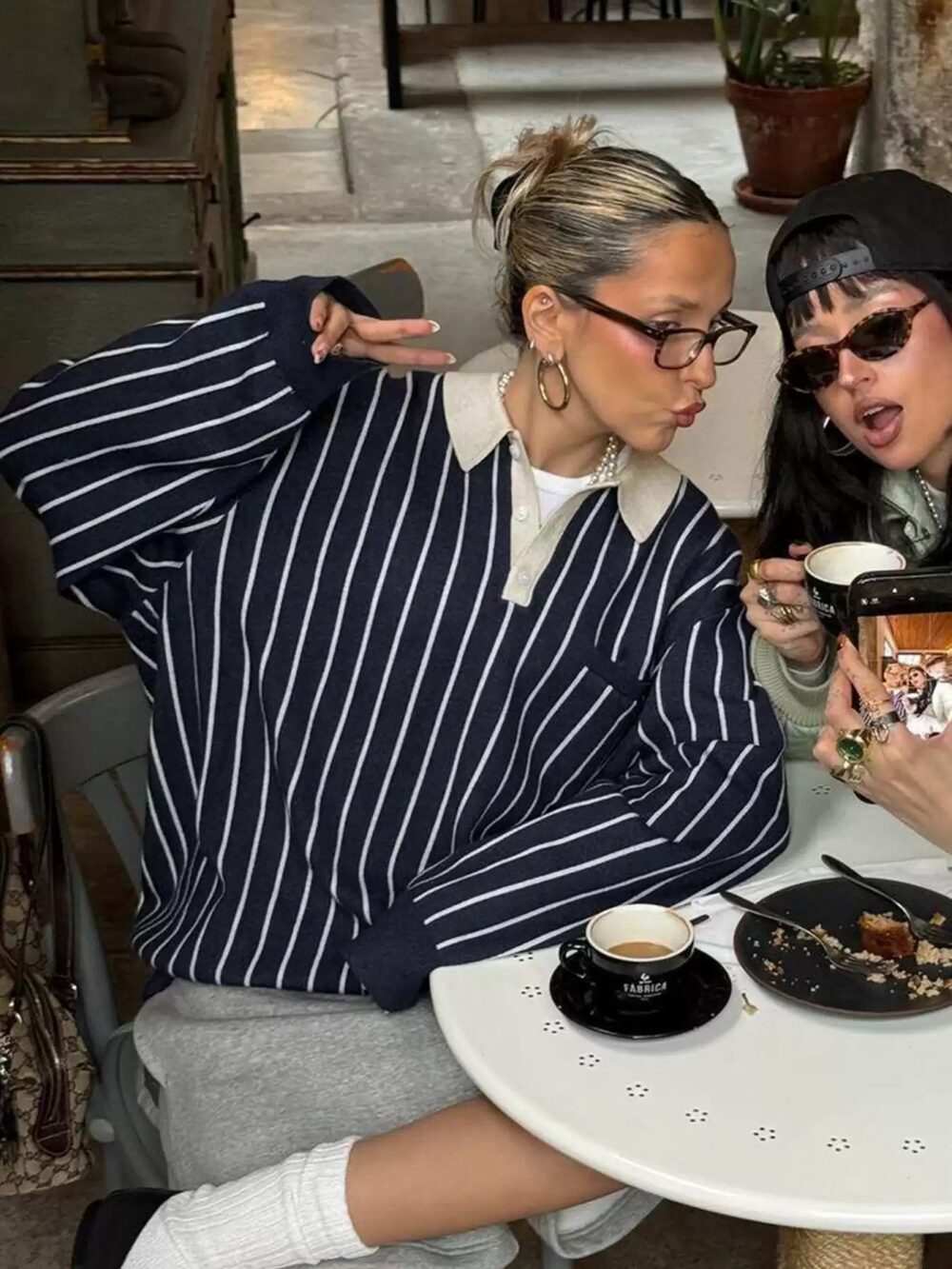 Sporty Color-Blocked Polo Collar Button Sweatshirt - Image 4